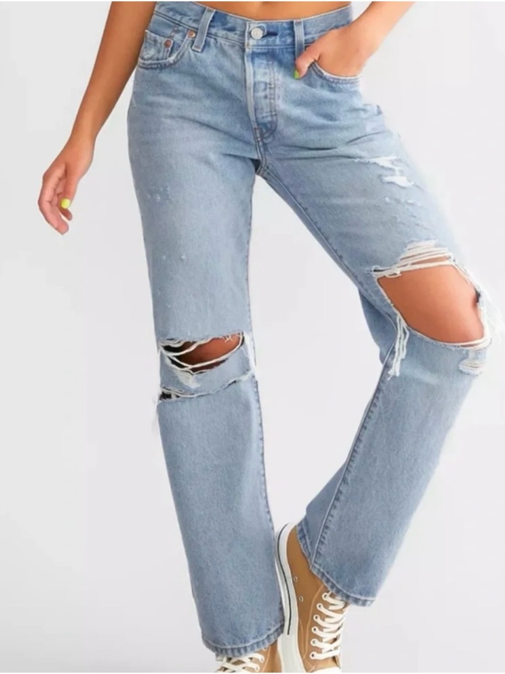 NEVER WORN Levi’s 501 Ripped Lightwash Jeans